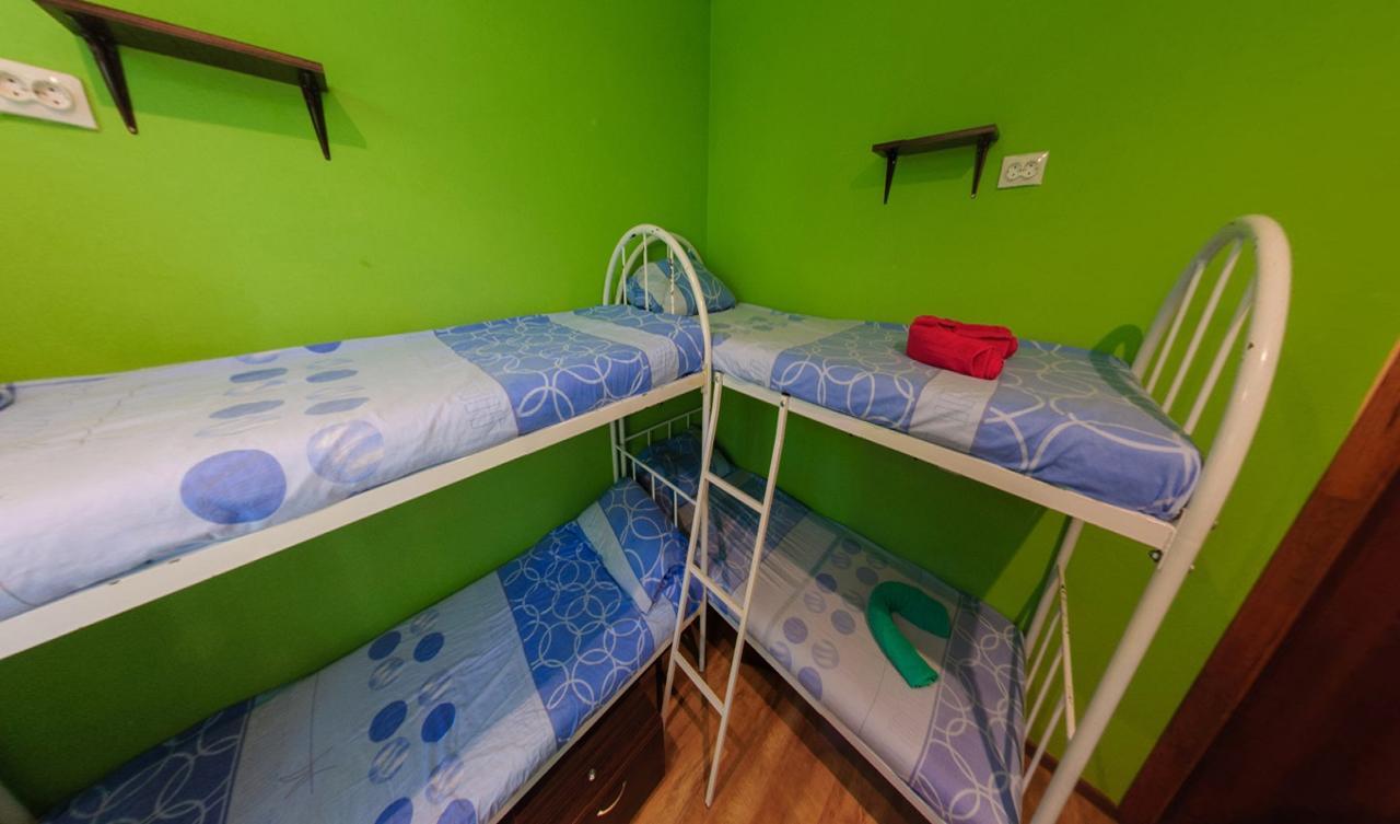 Yourhostel Svyatoshino Κίεβο Εξωτερικό φωτογραφία